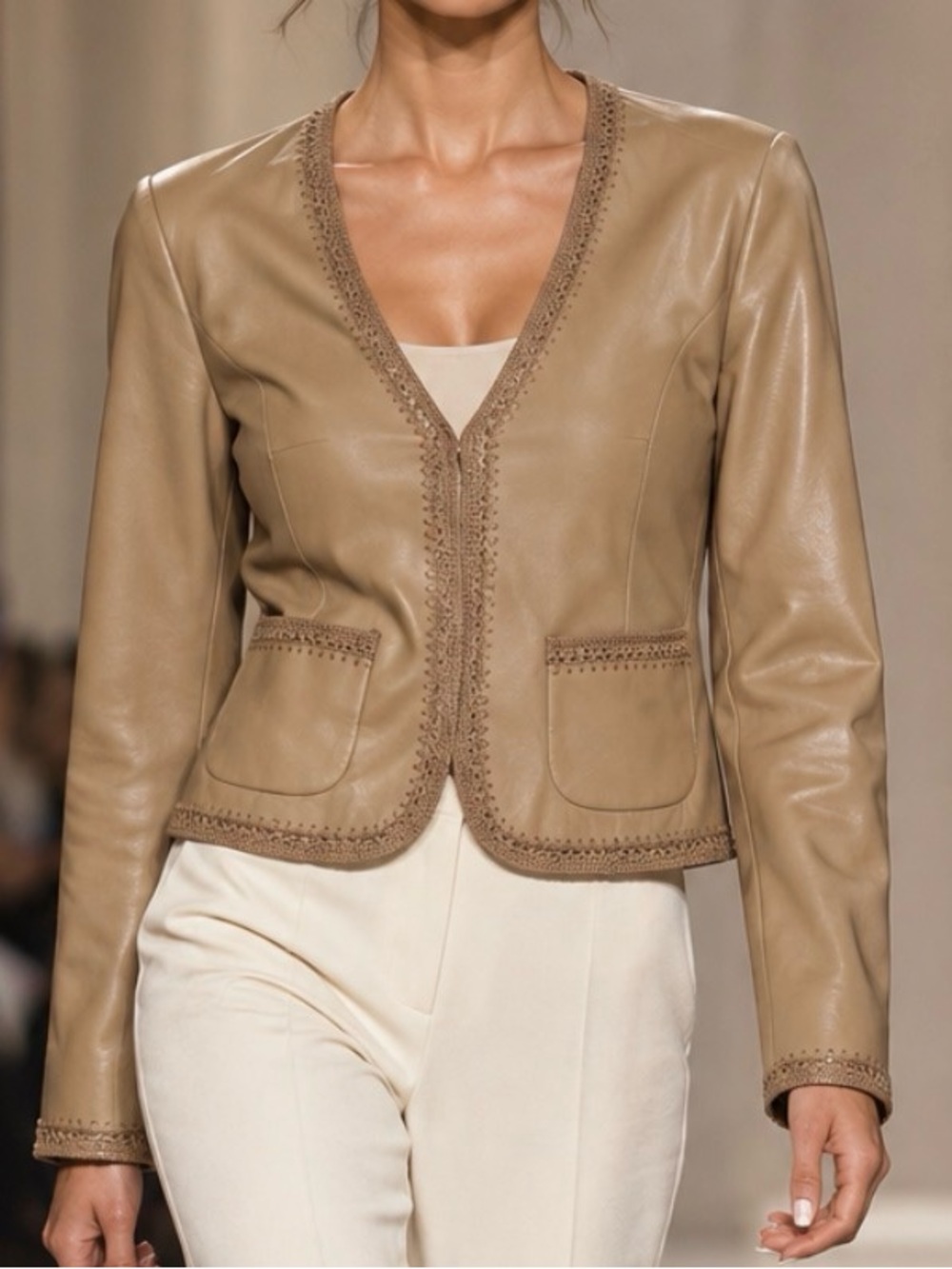 Nine West 100% leather  beige/nude  jacket sz M